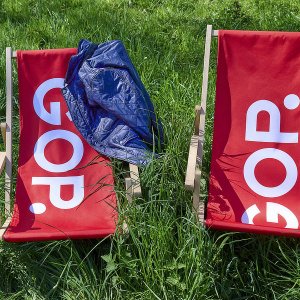 Liegestühle...... Werner Schuffenhauer